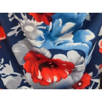 Bluzka kimono z luźnym dekoltem - granatowa czerwone kwiaty